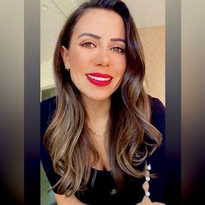 Meet your Posher, Evie